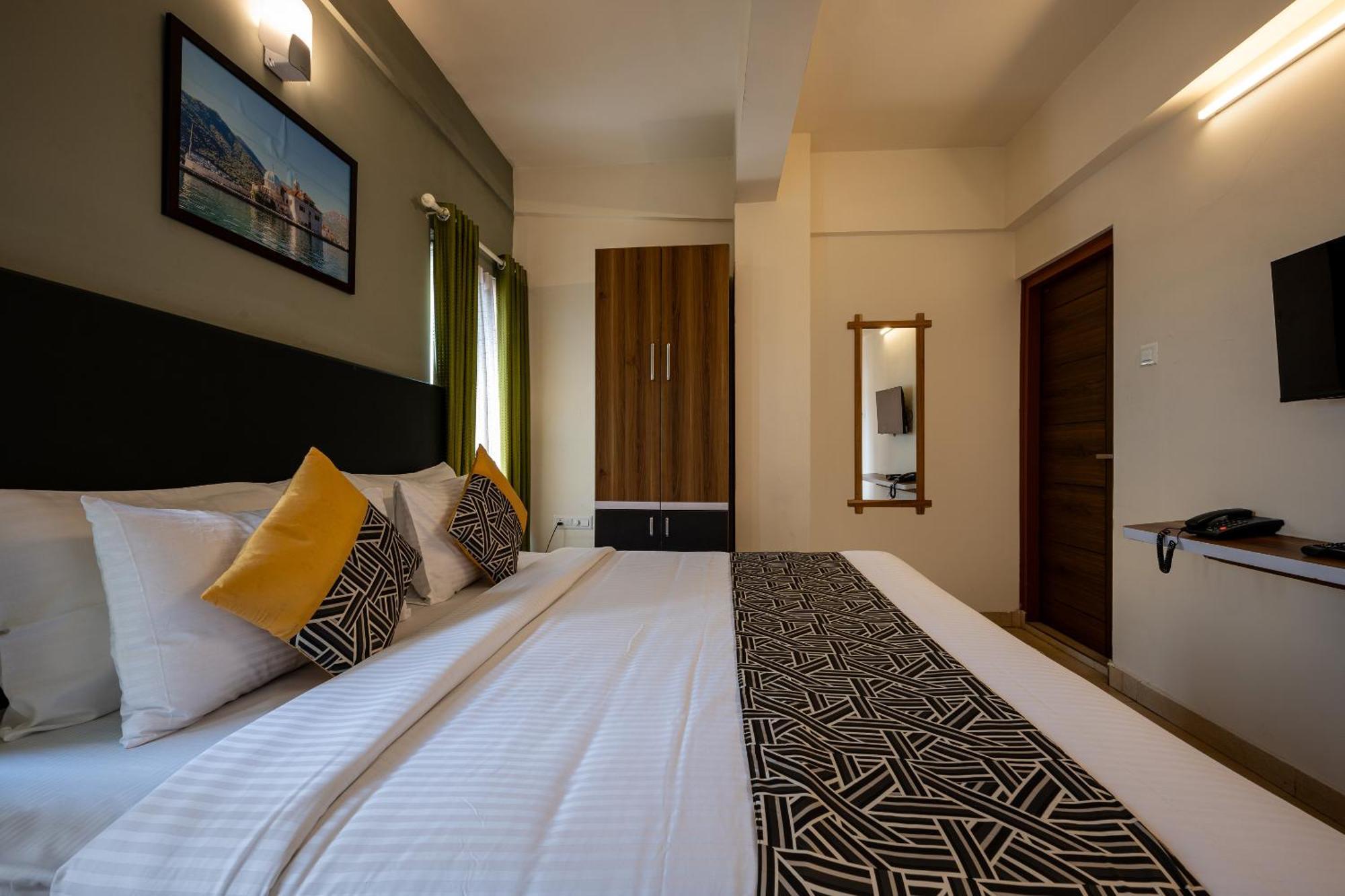 Cj Grande By Jesway Hotels & Resorts Kochi Zewnętrze zdjęcie