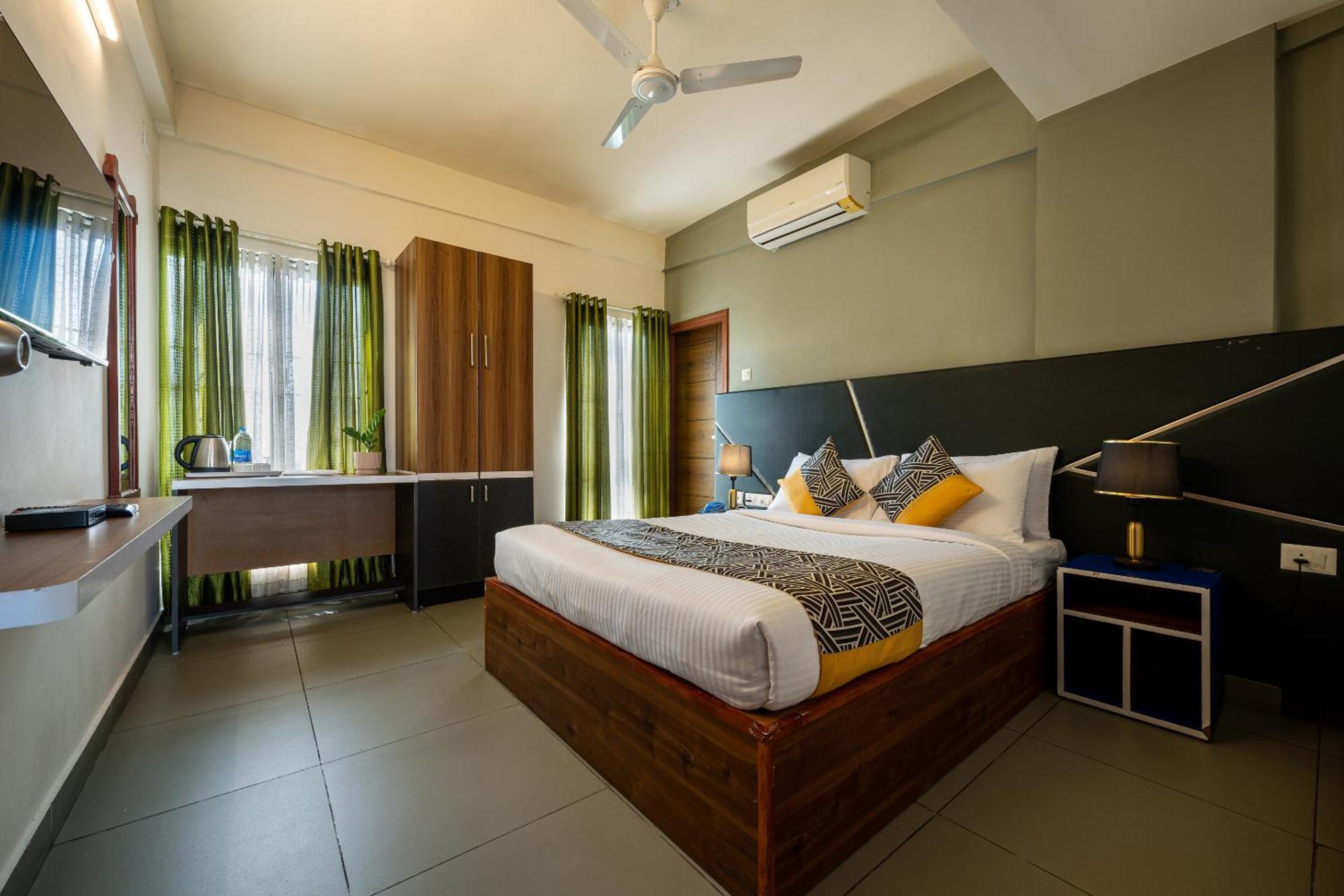 Cj Grande By Jesway Hotels & Resorts Kochi Zewnętrze zdjęcie
