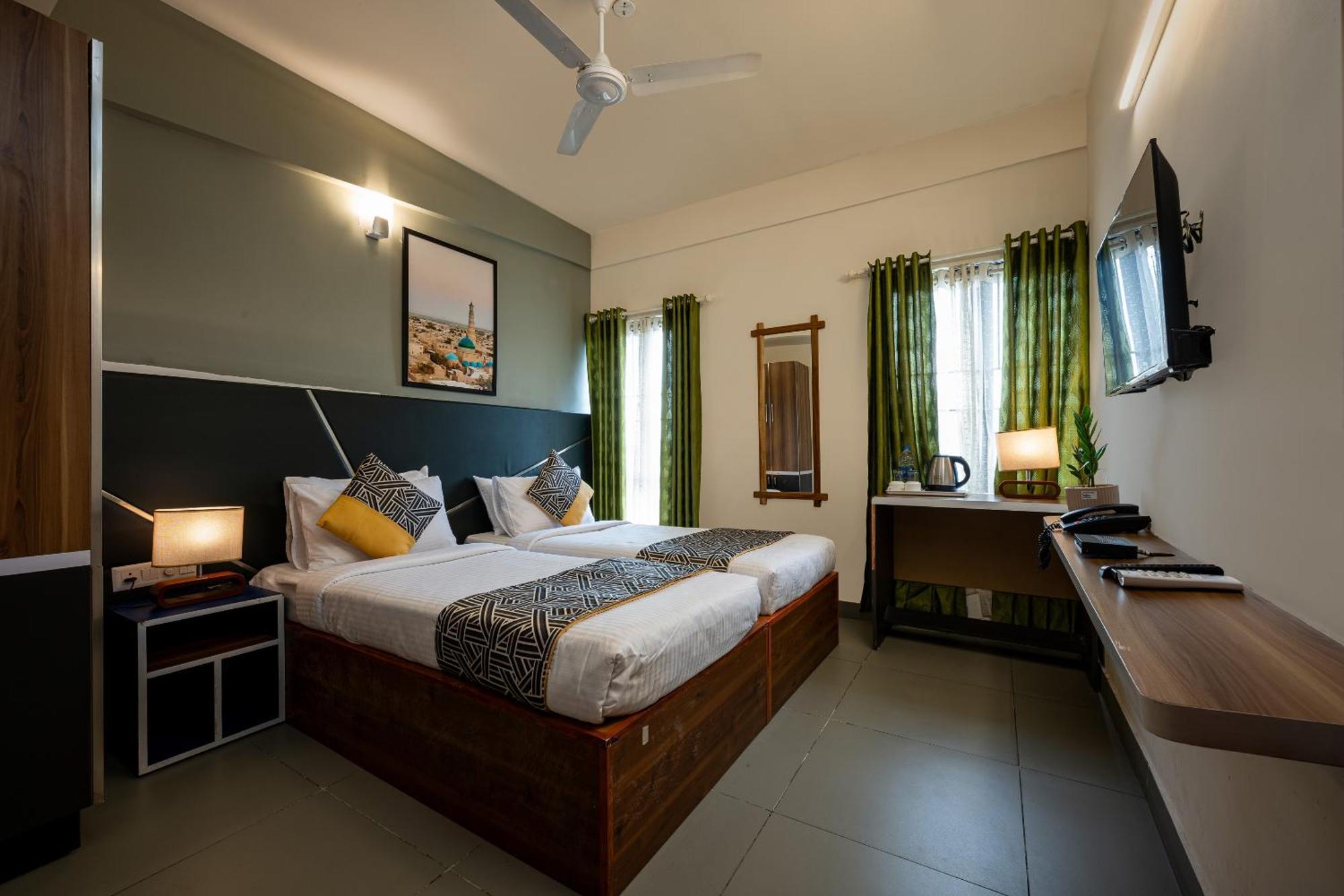 Cj Grande By Jesway Hotels & Resorts Kochi Zewnętrze zdjęcie