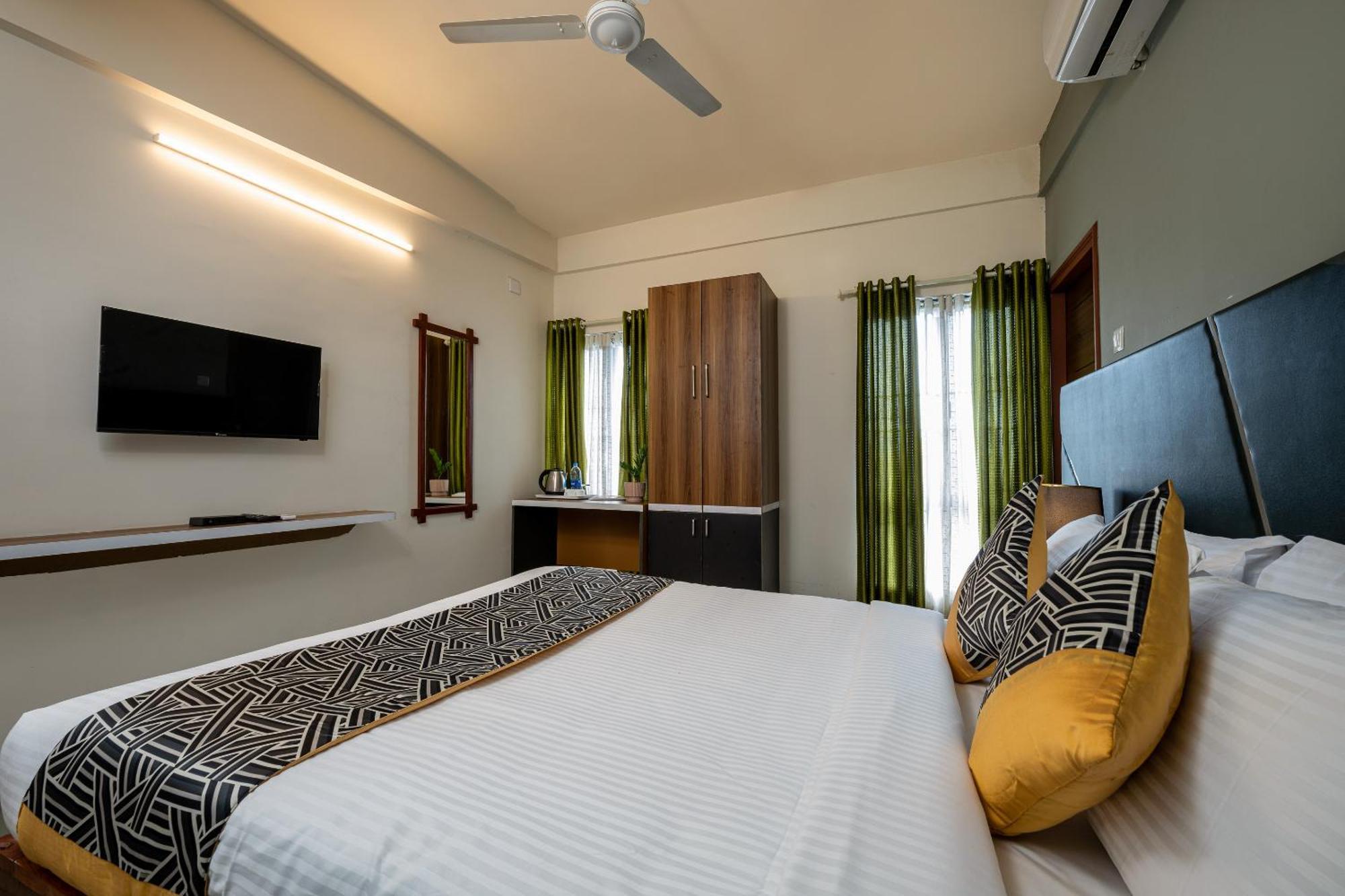 Cj Grande By Jesway Hotels & Resorts Kochi Zewnętrze zdjęcie