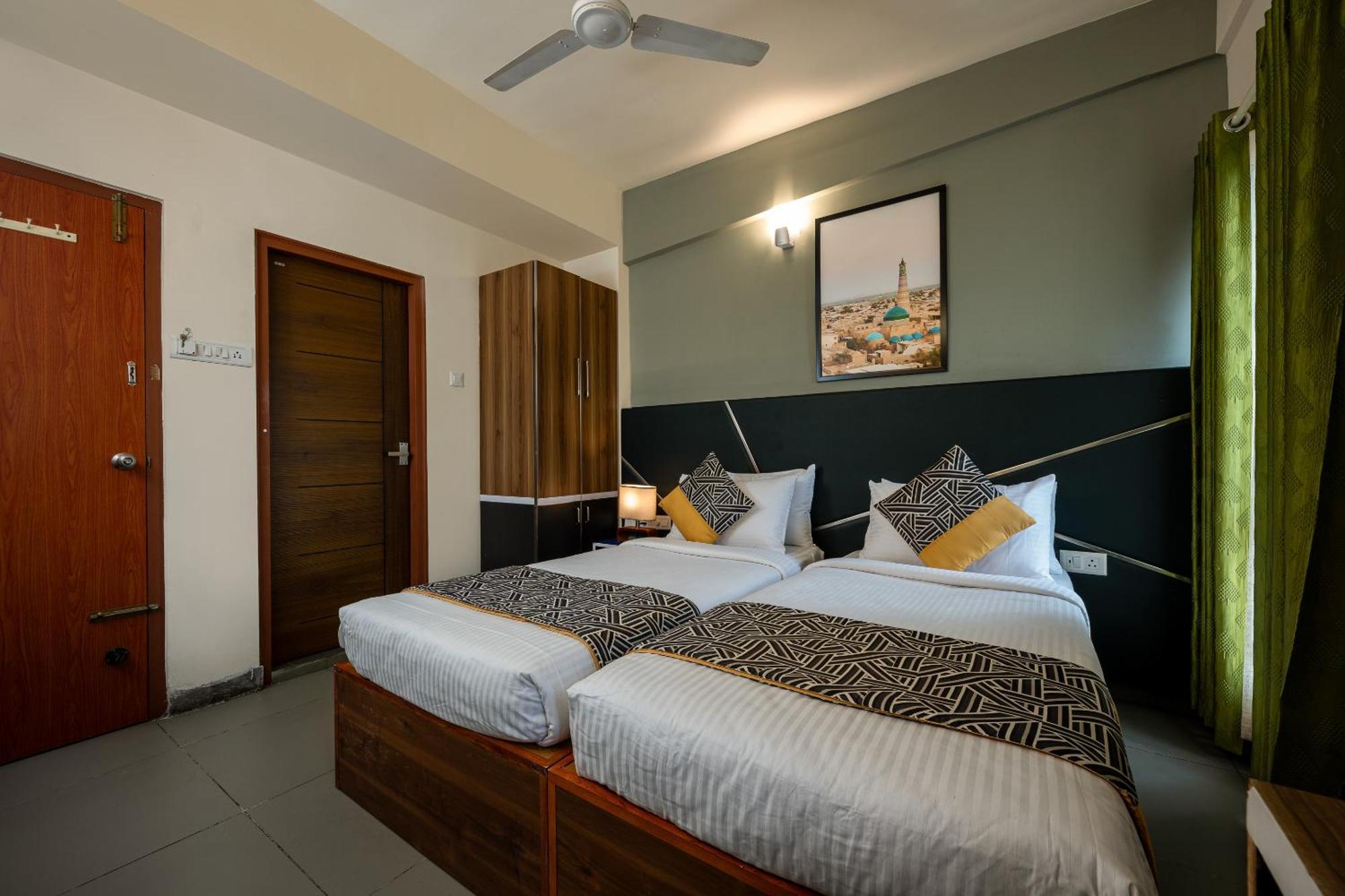 Cj Grande By Jesway Hotels & Resorts Kochi Zewnętrze zdjęcie